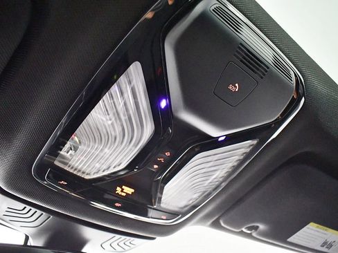 Used 2018 BMW 640i Gran Turismo xDrive w/ M Sport Package image 46