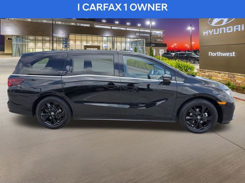 Used 2024 Honda Odyssey Sport image 6