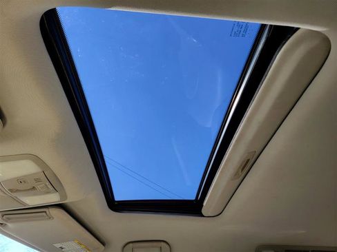 Used 2018 Nissan Armada Platinum w/ Captain Seat Package image 42