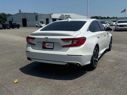 Used 2020 Honda Accord Sport image 4