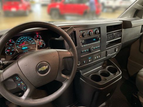 Used 2023 Chevrolet Express 2500 w/ Driver Convenience Package image 17