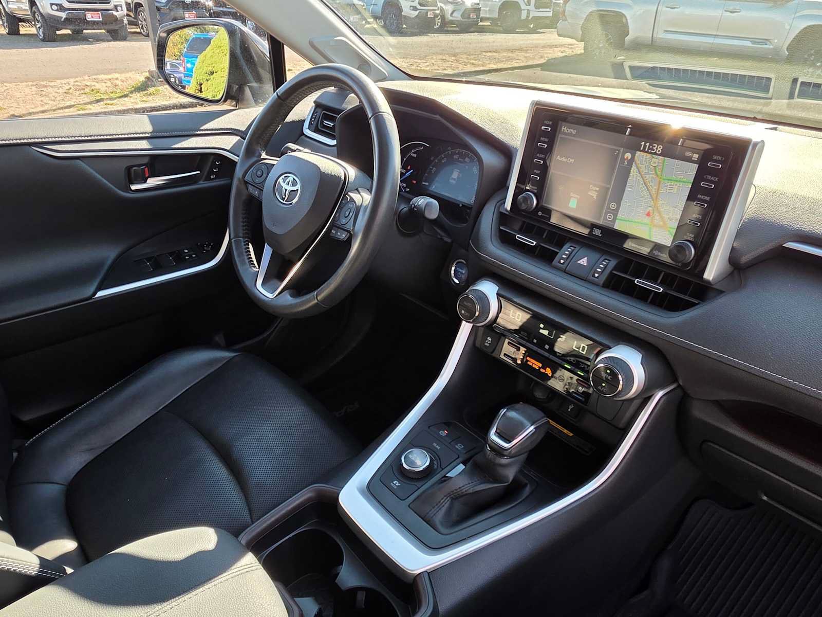 Certified 2020 Toyota RAV4 Limited AWD/4WD image 11