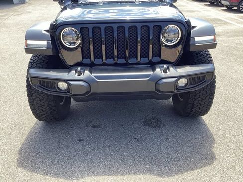 Used 2023 Jeep Wrangler Unlimited Sport AWD/4WD image 13