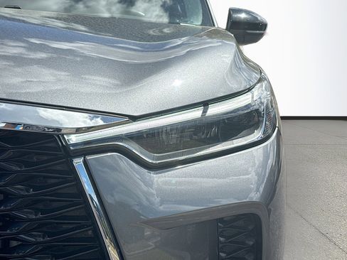 Used 2024 INFINITI QX60 Luxe image 10