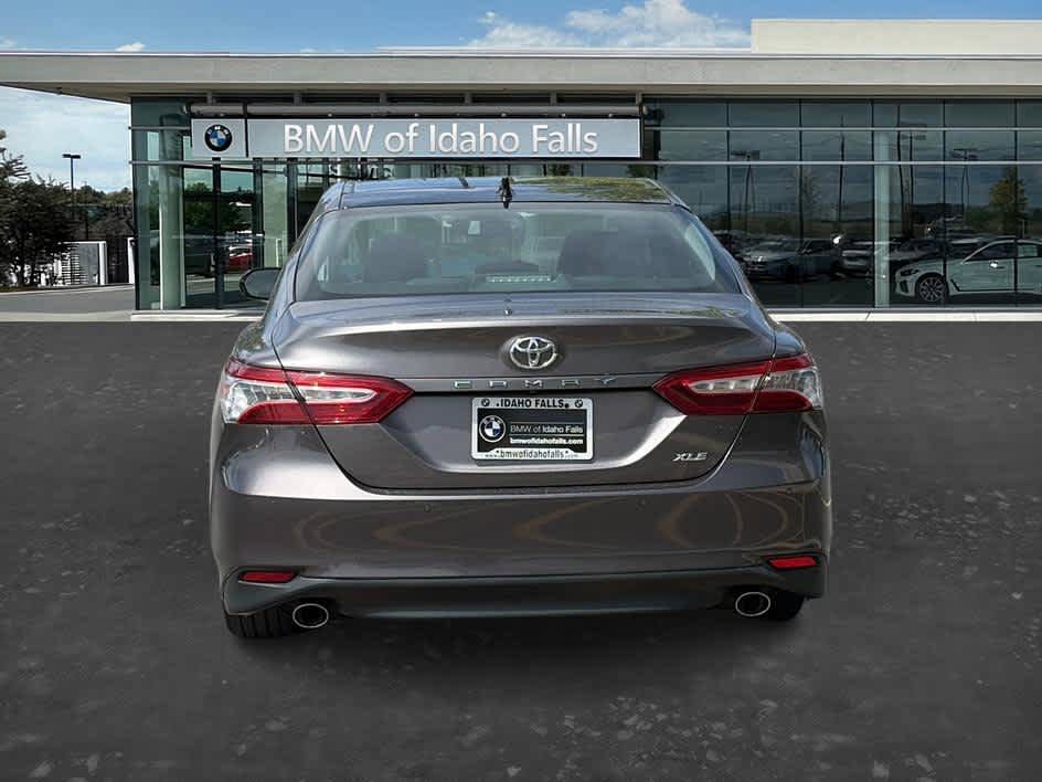 Used 2018 Toyota Camry XLE w/ Driver Assist Package FWD image 4