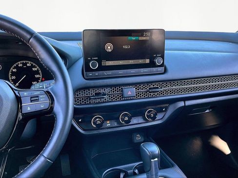 Used 2025 Honda HR-V Sport image 10