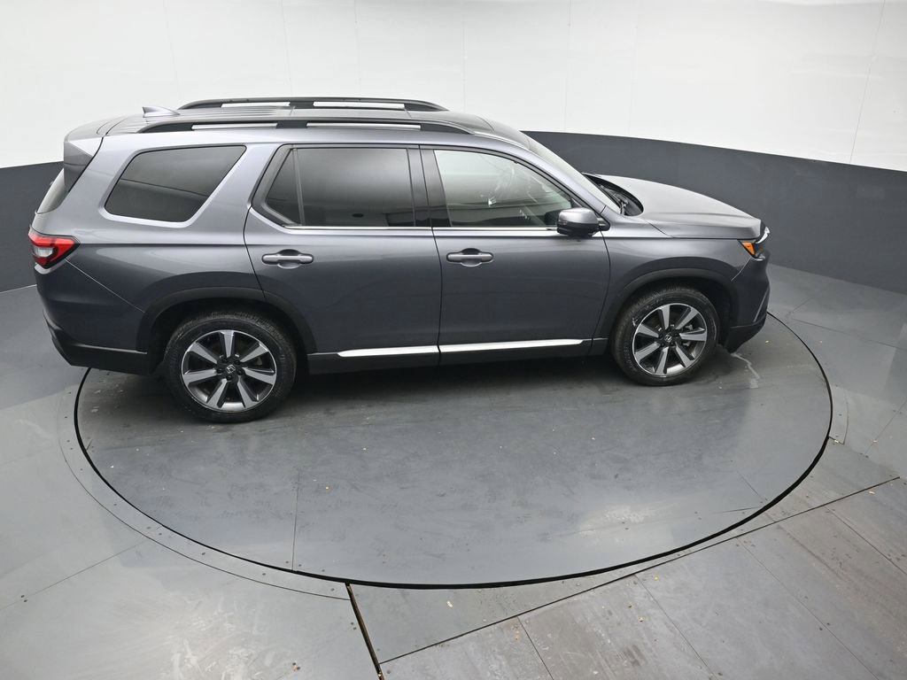 Used 2024 Honda Pilot Elite image 44