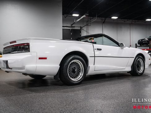 Used 1991 Pontiac Firebird Trans Am RWD image 5