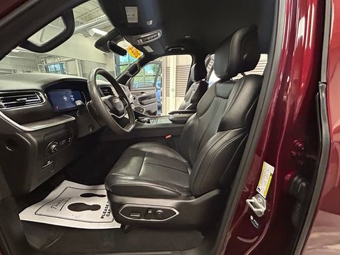 Used 2024 Jeep Wagoneer L Series II w/ Flexible Seating Group AWD/4WD image 59