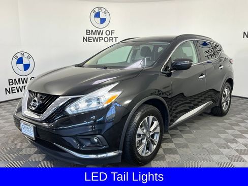 Used 2016 Nissan Murano SV AWD/4WD image 3