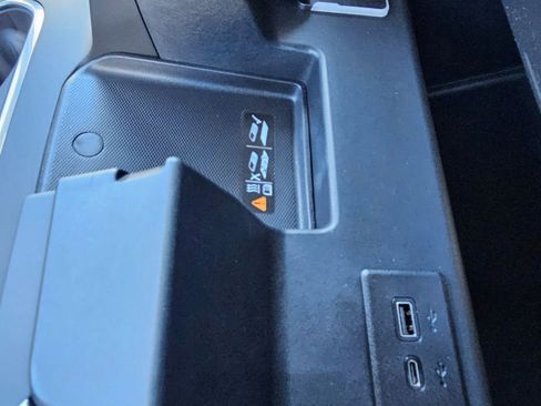 New 2026 GMC Sierra 2500 SLT w/ SLT Convenience Package image 20