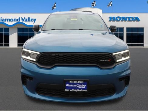 Used 2024 Dodge Durango GT image 2