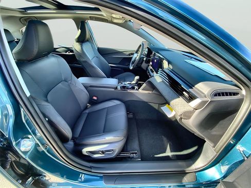 New 2026 Toyota Camry XLE image 26