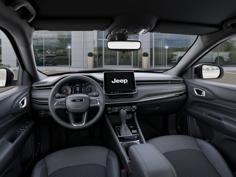 New 2025 Jeep Compass Latitude w/ Altitude Special Edition image 75