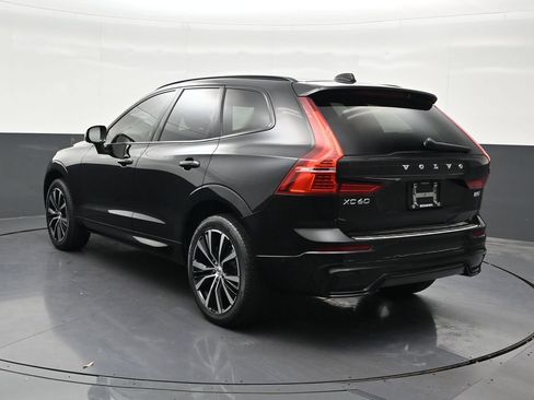 Certified 2024 Volvo XC60 B5 Plus w/ Protection Package Premier AWD/4WD image 3