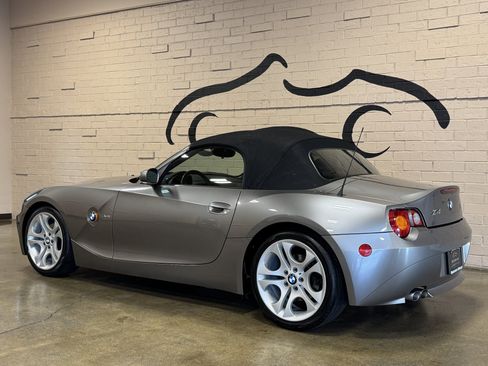 Used 2003 BMW Z4 3.0i image 12