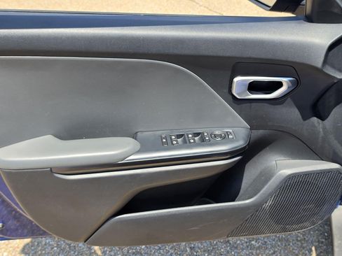 Used 2025 Kia K4 FWD image 16