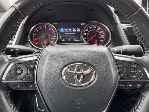 Used 2022 Toyota Camry XSE image 23