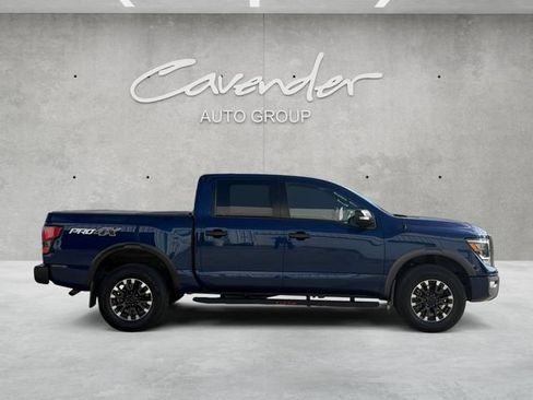 Used 2020 Nissan Titan PRO-4X w/ Pro-4x Convenience Package AWD/4WD image 17
