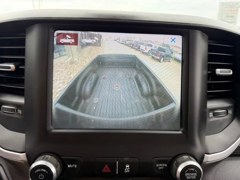 Used 2020 RAM 2500 Big Horn w/ Level 1 Equipment Group AWD/4WD image 22