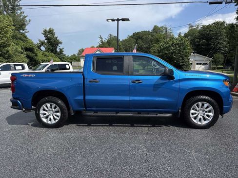 Used 2022 Chevrolet Silverado 1500 Custom AWD/4WD image 5