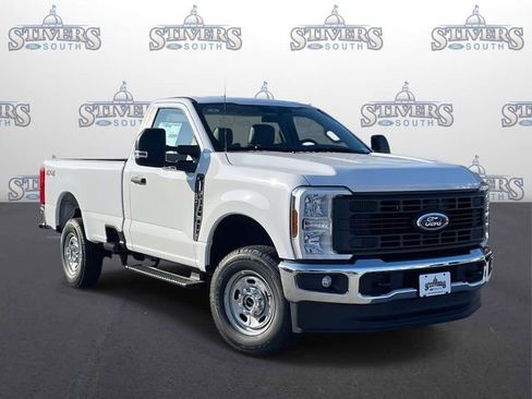 New 2026 Ford F250 XL w/ XL Driver Assist Package AWD/4WD image 1