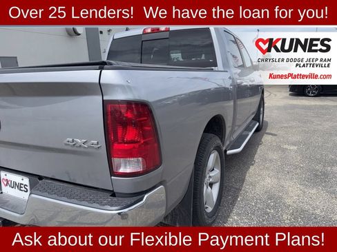 Used 2019 RAM 1500 Classic SLT w/ Luxury Group AWD/4WD image 10
