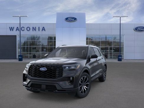 New 2026 Ford Explorer ST-Line AWD/4WD image 2