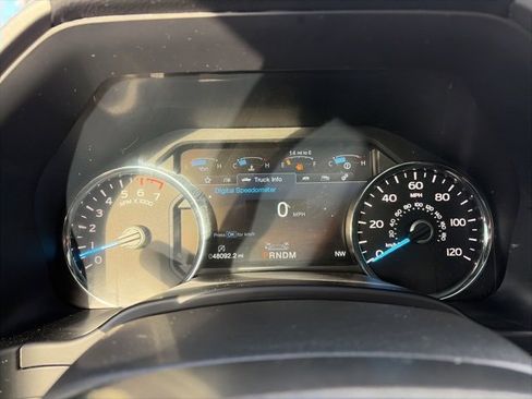 Used 2019 Ford F150 Platinum w/ Equipment Group 701A Luxury image 21