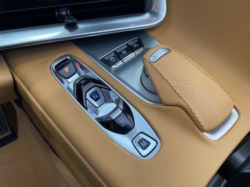 Used 2022 Chevrolet Corvette Stingray Premium Conv w/ Z51 Performance Package RWD image 22
