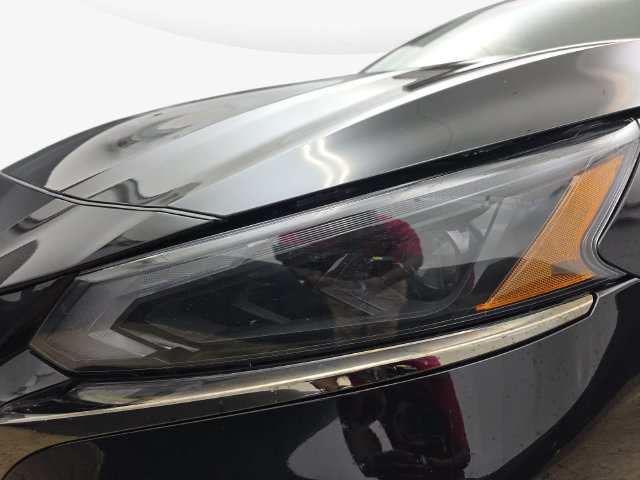 Used 2025 Nissan Altima 2.5 SR w/ SR Premium Package FWD image 32