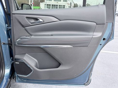 New 2026 Chevrolet Traverse RS image 33