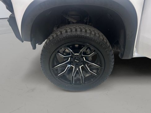 Used 2021 Chevrolet Silverado 1500 Custom RWD image 8