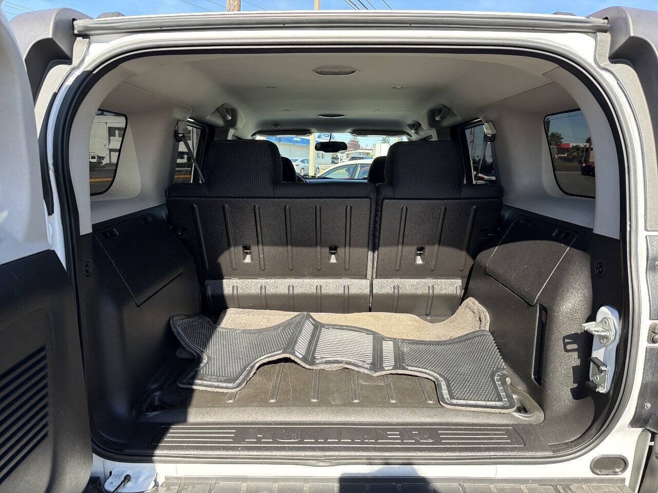 Used 2008 HUMMER H3 AWD/4WD image 5