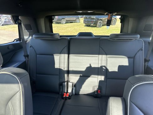 New 2026 Chevrolet Tahoe Premier w/ Sun And Tow Package AWD/4WD image 26