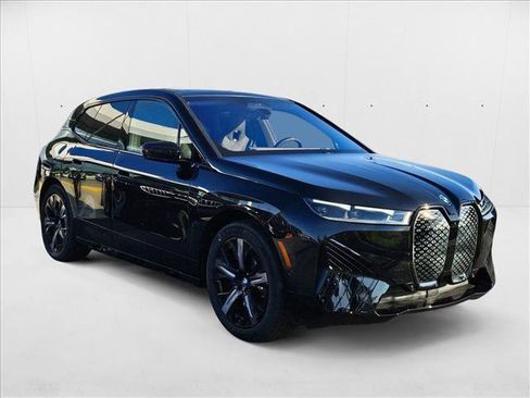 New 2025 BMW iX M60 image 6