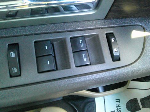 Used 2013 Ford F150 Lariat w/ Lariat Chrome Pkg image 14