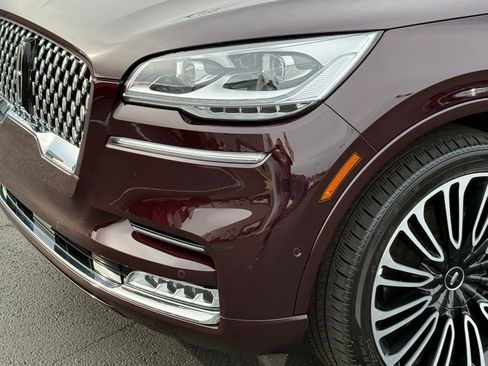 Used 2023 Lincoln Aviator Black Label w/ Dynamic Handling Package image 9