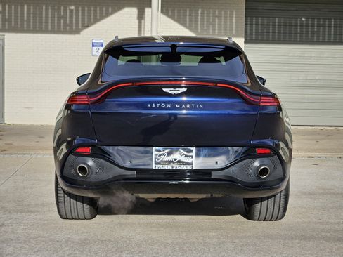 Used 2021 Aston Martin DBX image 8