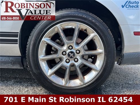 Used 2011 Ford Mustang Premium w/ 202A Rapid Spec Order Code image 31