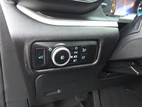 Used 2023 Ford Explorer XLT w/ Equipment Group 202A image 21