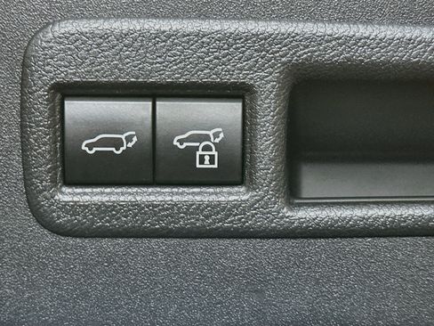 Used 2024 Subaru Solterra AWD/4WD image 29