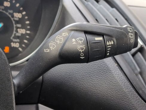 Used 2018 Ford Escape SE image 26