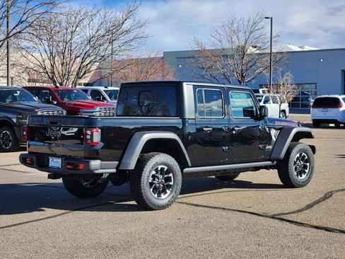 Used 2026 Jeep Gladiator Rubicon AWD/4WD image 3