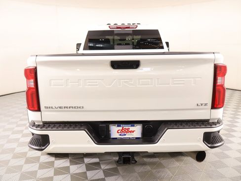 Used 2024 Chevrolet Silverado 3500 LTZ w/ LTZ Convenience Package image 22