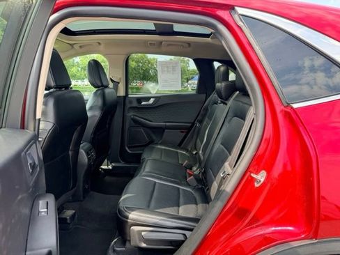 Used 2020 Ford Escape Titanium AWD/4WD image 8