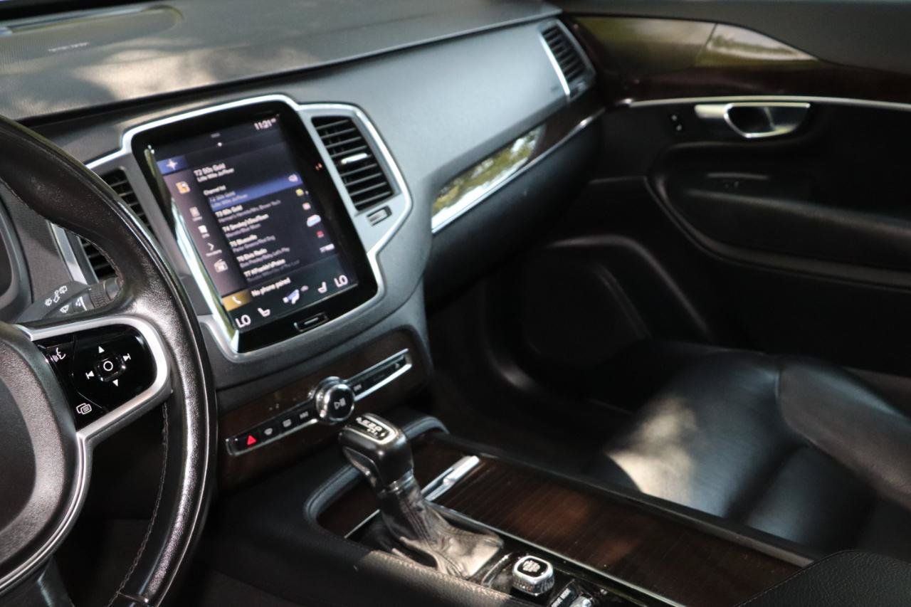Used 2019 Volvo XC90 T6 Momentum AWD/4WD image 12