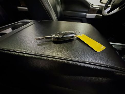 Used 2019 Ford F250 Lariat image 42