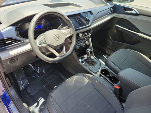 Used 2024 Volkswagen Taos SE FWD image 23