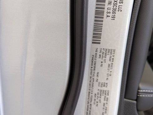 New 2025 Jeep Grand Cherokee Altitude image 33